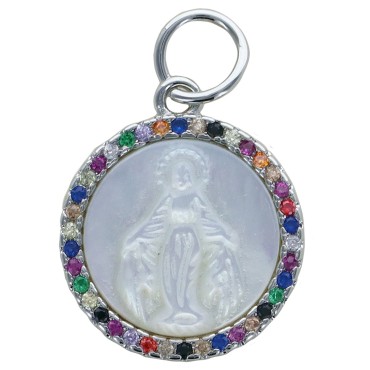Médaille de couleur argentée en relief avec la Vierge Miraculeuse en coquille naturelle, incrustée de pierres OZ Ø 1.5 cm.